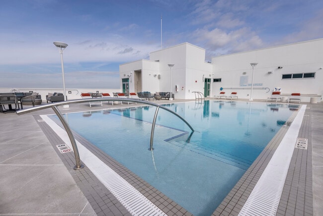 Photo - Vantage St. Pete