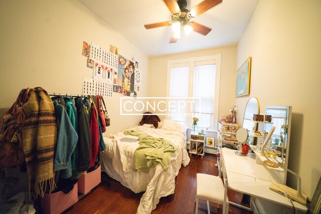 Photo - 719 Parker St Unit 2CP