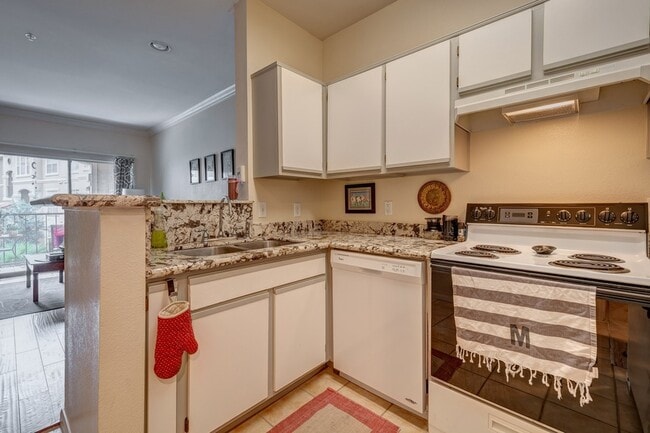 Photo - 3231 Allen Pkwy Unit 1211