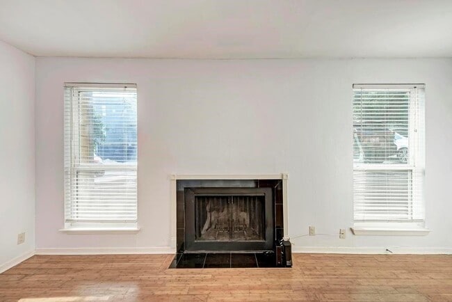 Photo - 1000 W 26th St Unit 113