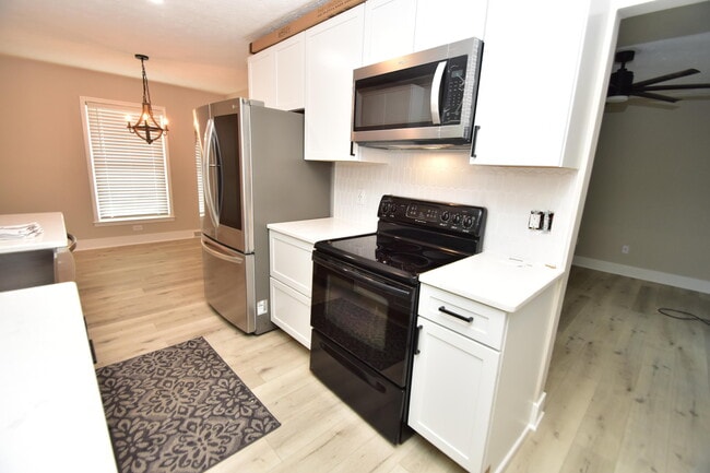 Photo - 3805 Wedgewood Ct