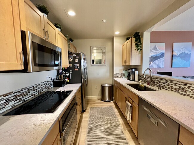 Photo - 300 W 11th Ave Condo Unit 10D