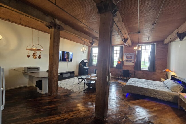 Photo - 227 Iron St Unidad ID1438336P