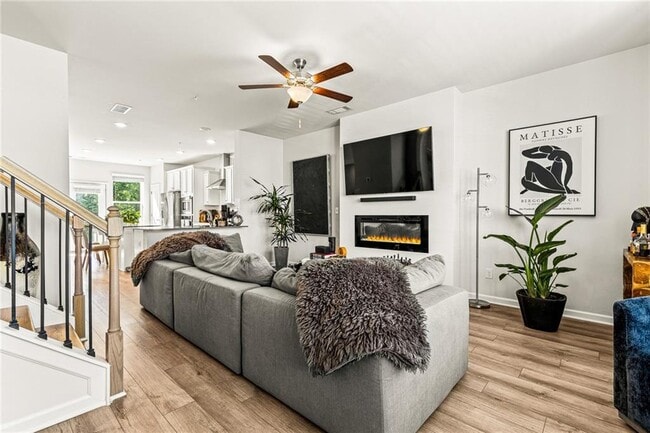 Photo - 170 Wallace St