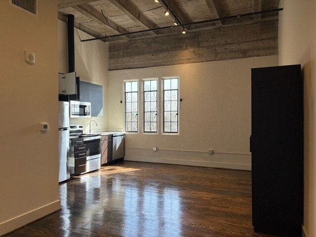 Building Photo - 4411 Dallas St Unit 15 Rental
