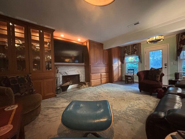 Photo - 1155 Village Creek Ln