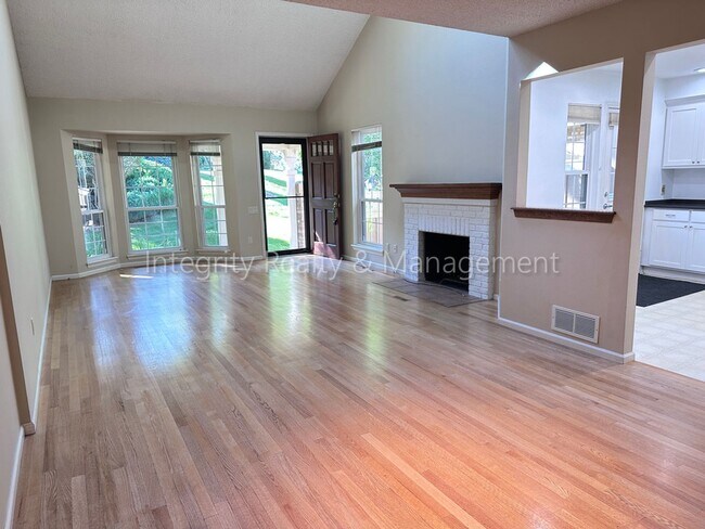Photo - 2 Bed/2.5 Bath, 1,531 Sqft - 2997 W Long C...