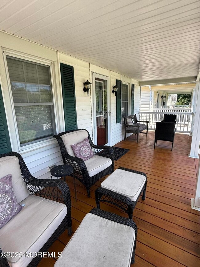 Photo - 34 Whalepond Rd