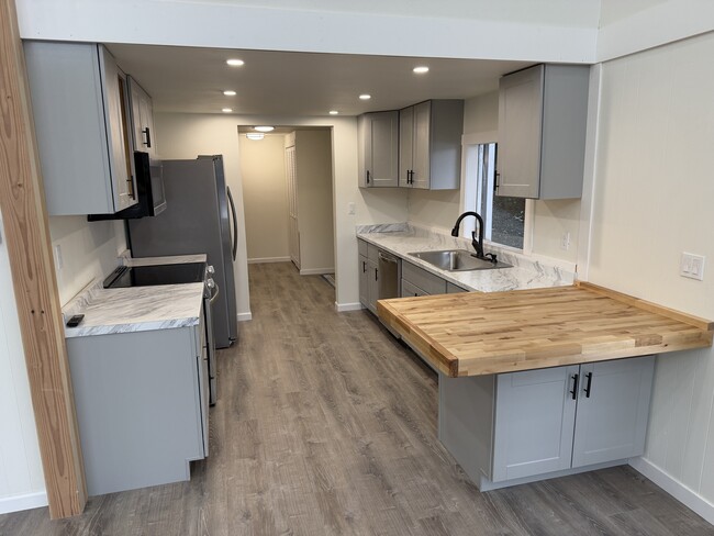 Photo - 34761 S Shore Dr