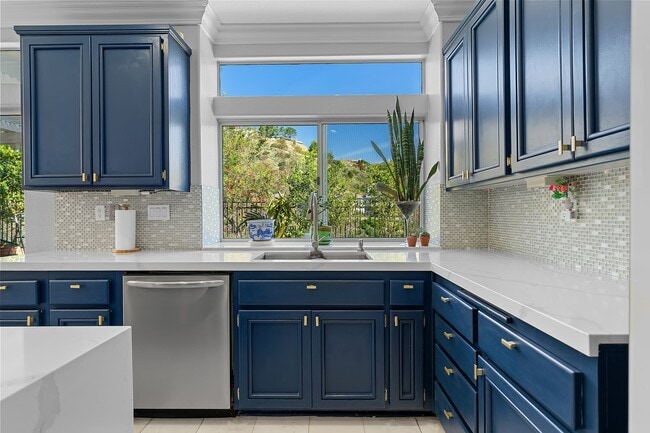 6807 E Pinnacle Pointe Unit House