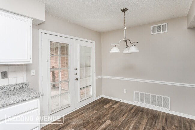 Photo - 2725 Stillwater Dr