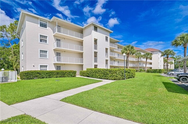 Photo - 441 Quail Forest Blvd Unidad A302 Rental