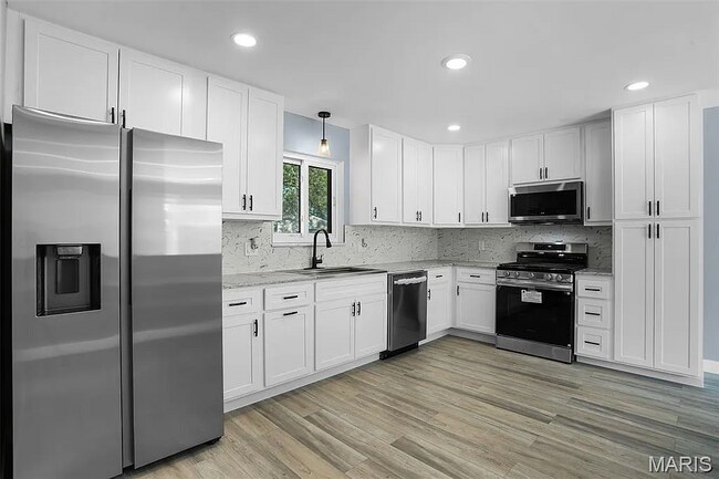 Building Photo - 4229 Rock Creek Rd