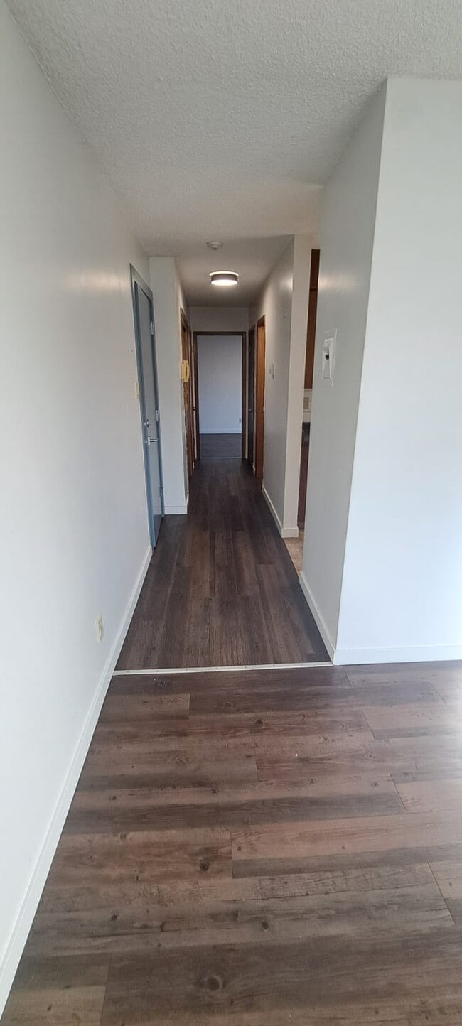 Photo - 8303-100 100 St NW Unit 8