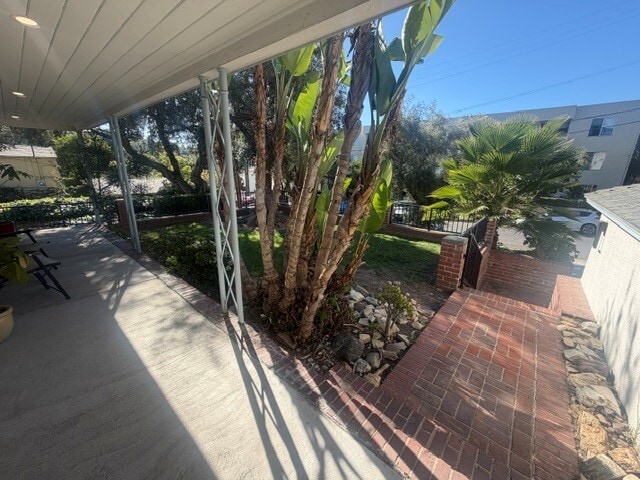 Photo - 3643 Monon St