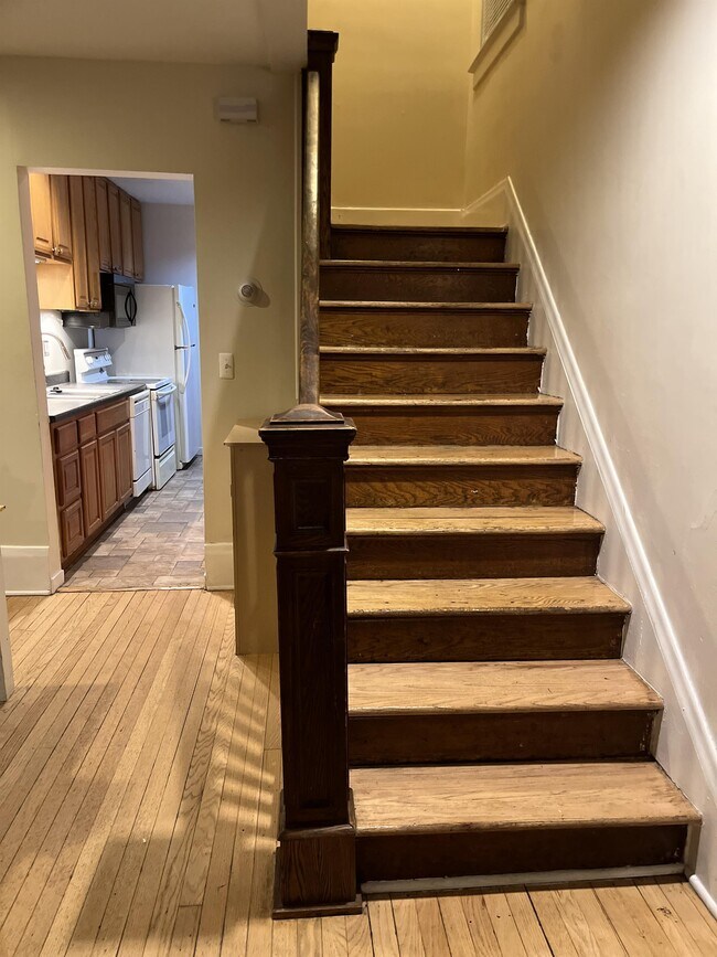 Photo - 1227 S State St