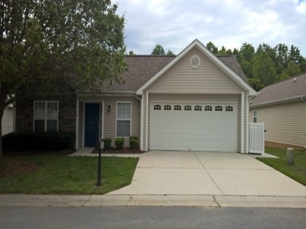 Photo - 5760 Regent Village Dr
