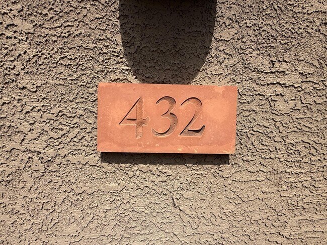 Photo - 432 W Carob Dr