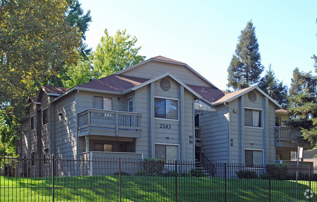 Photo - RIVER TERRACE Apartments