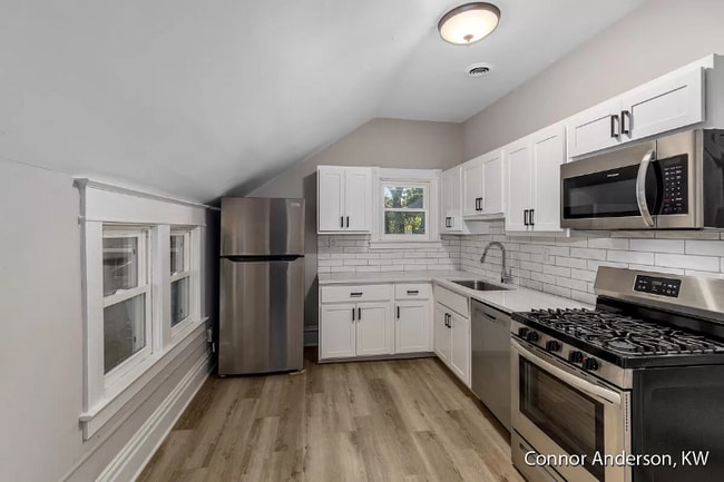 Photo - 640 Prospect Ave SE Unit 2