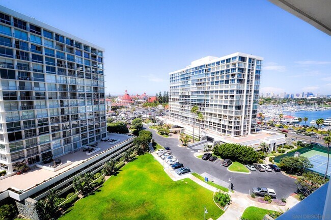 1730 Avenida Del Mundo  