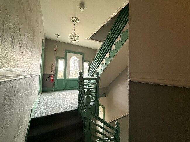 Photo - 342 Broadway Unit C