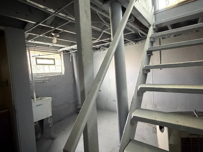 Photo - 336 W 29th St