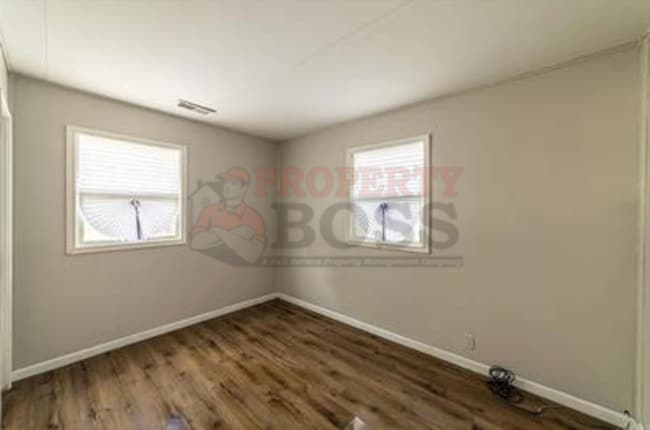 Photo - 606 N Calumet Ave