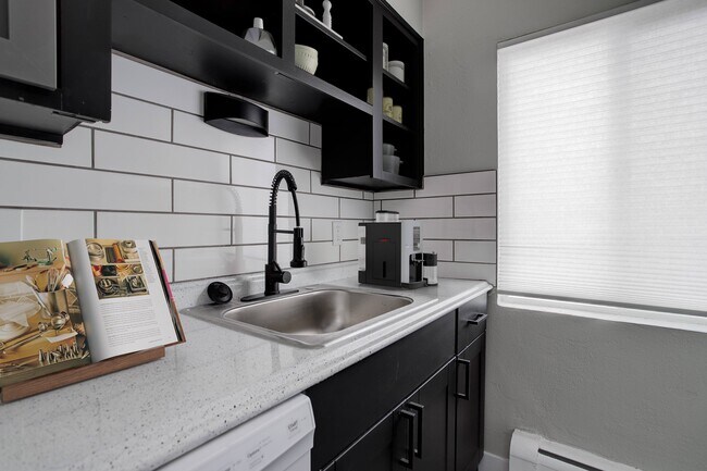 Photo - (PAST) Midtown Garden