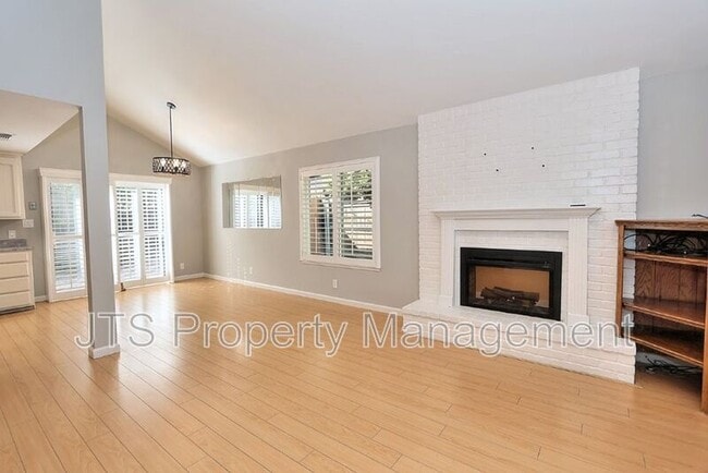 Photo - 9529 Lake Natoma Dr