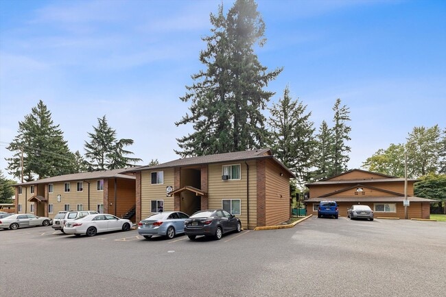 Del Ray Apartments