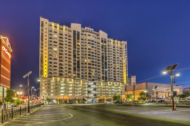 High rise 2 bedroom in Downtown Las Vegas NV. - High rise 2 bedroom in Downtown Las Vegas NV. House