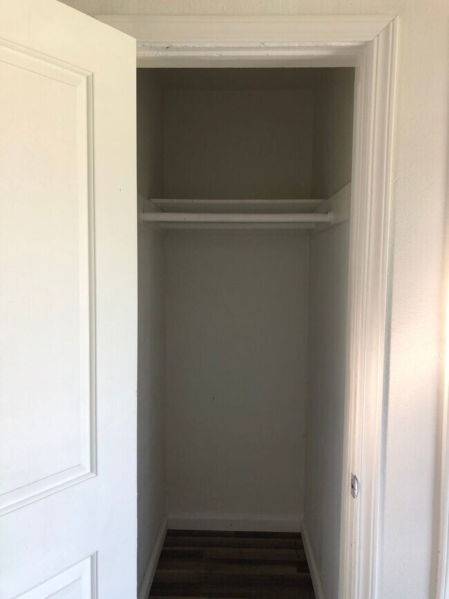 Photo - 1743 S La Brea Ave Unit 5