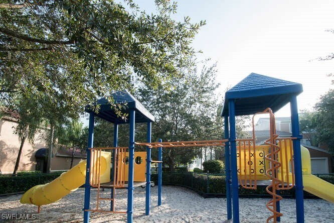 Photo - 1220 Reserve Way Unidad 305