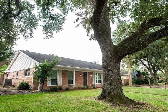 Building Photo - 5407 Rutherglenn Dr