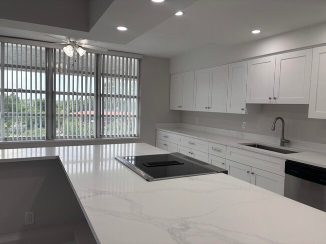 Photo - 4280 Galt Ocean Dr Unit 3e