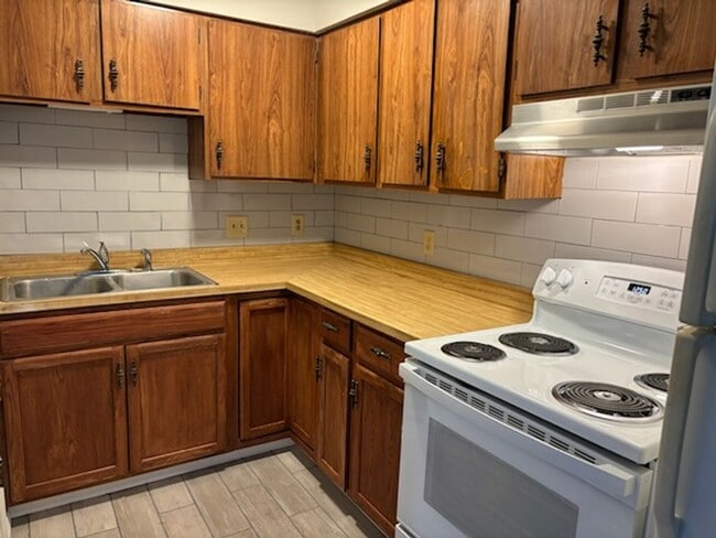 Photo - 2326 Vogel Rd Unit B