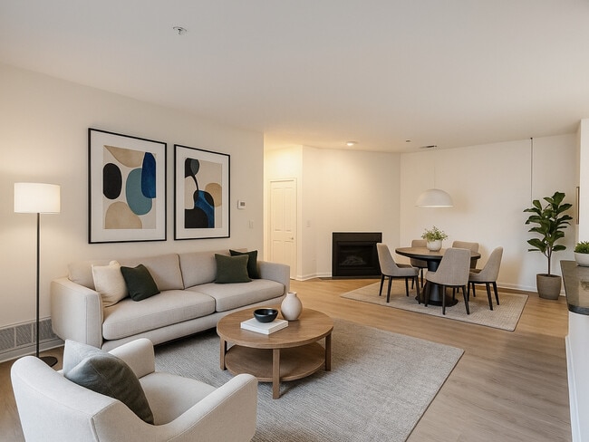 Building Photo - Lake Forest Apartments