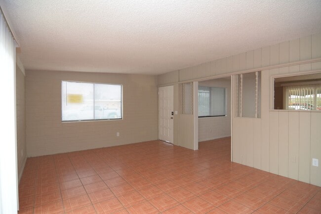 Photo - Charming 4 Bedroom 2 Bath House! South Tucson Location! Close to the 1-19!