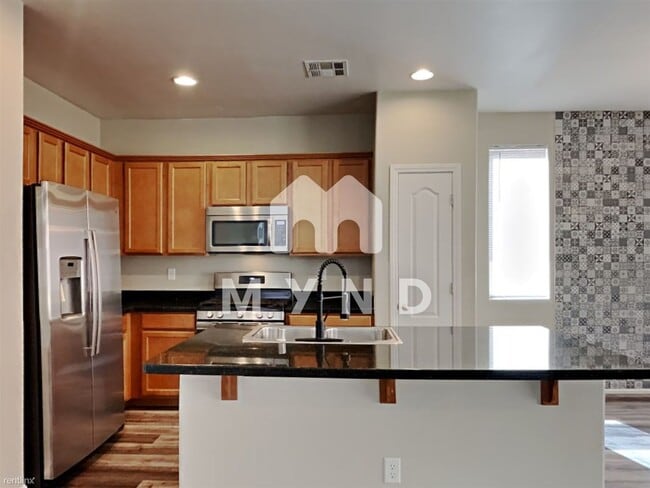 Photo - 3 br, 2.5 bath House - 8041 San Mateo St