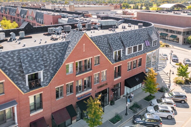 Photo - The Residence at the Glen Town Center