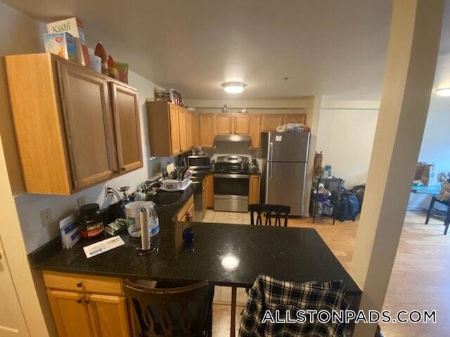 34 Raymond St