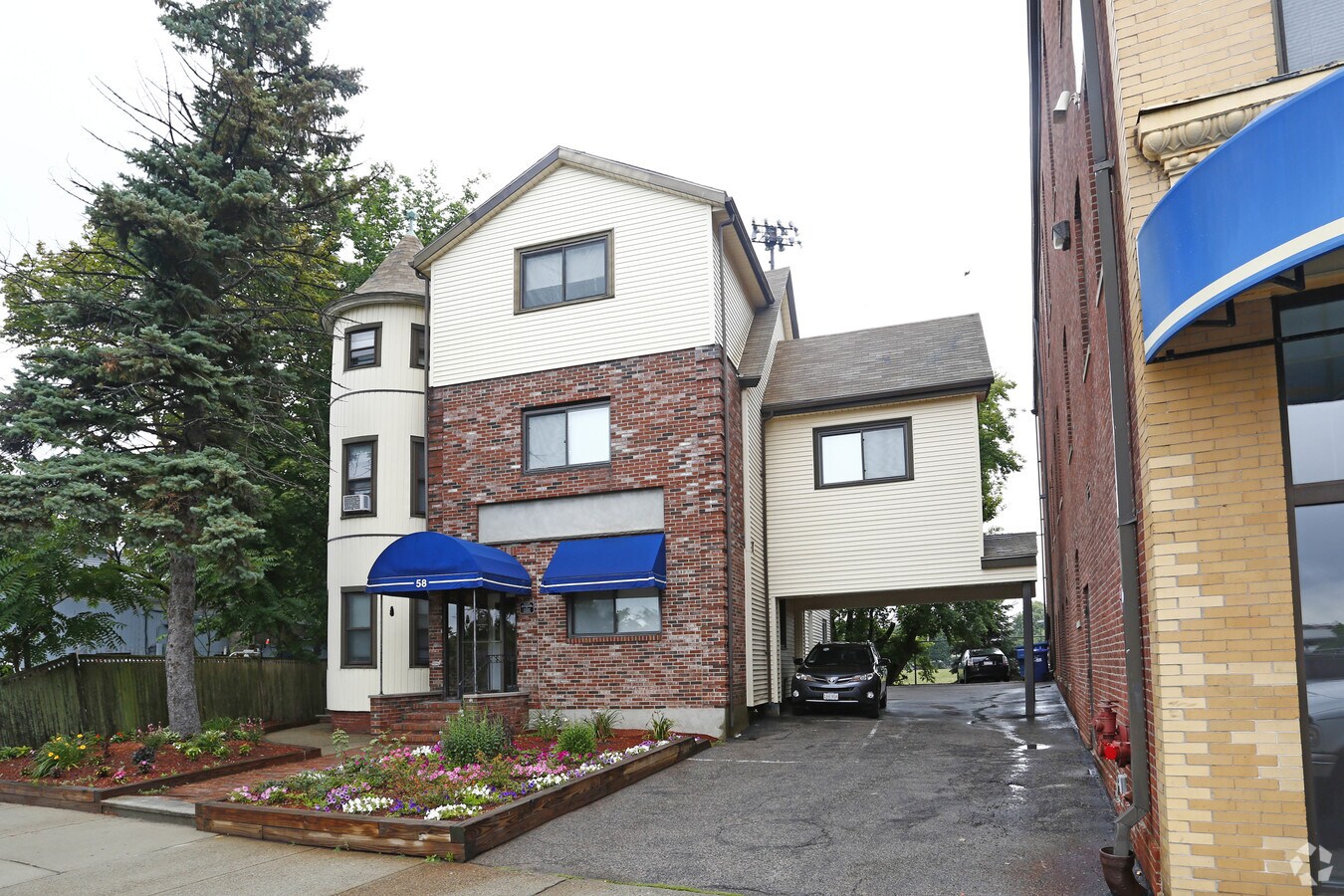 Photo - 58 Leo Birmingham Pky