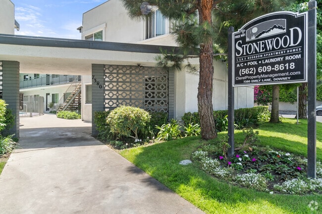 Building Photo - Stonewood Rental