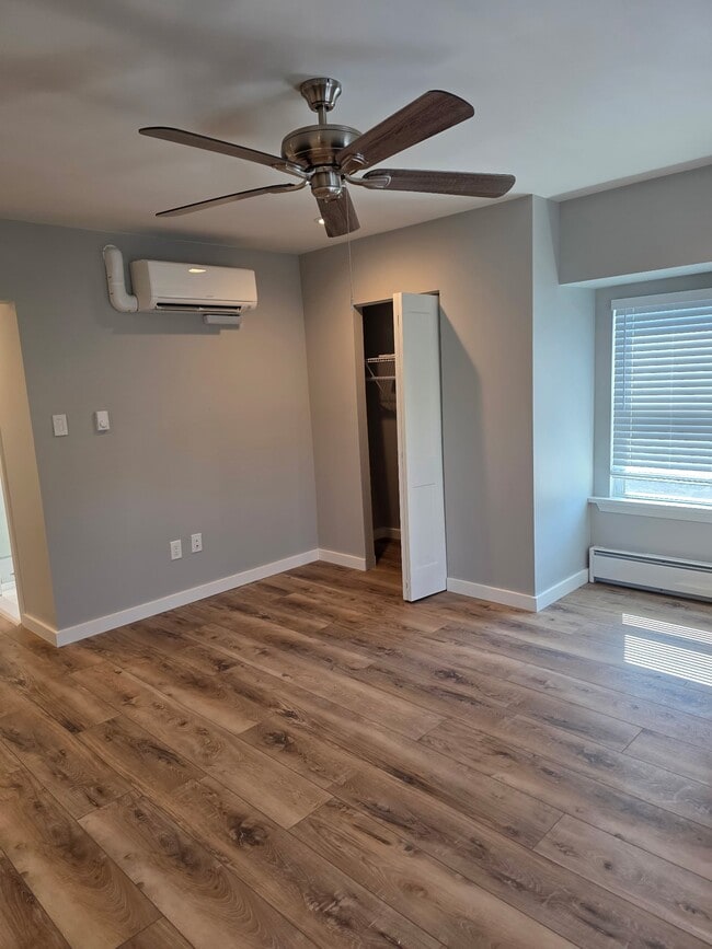 Photo - 5375 Wingohocking Terrace Unit Fl. 3
