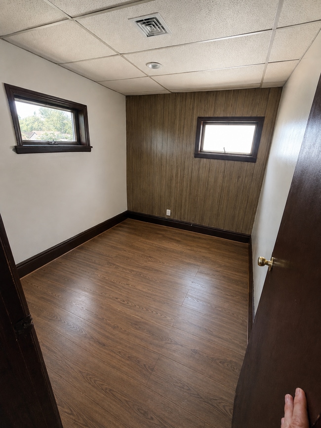 136 Milton St Unit 2