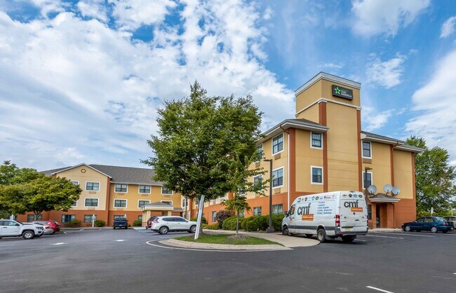 Furnished Studio-Somerset - Franklin