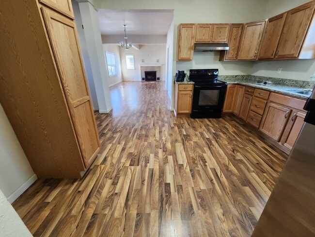 Photo - Large Lower with Garage
Water Included! Unit LOWER