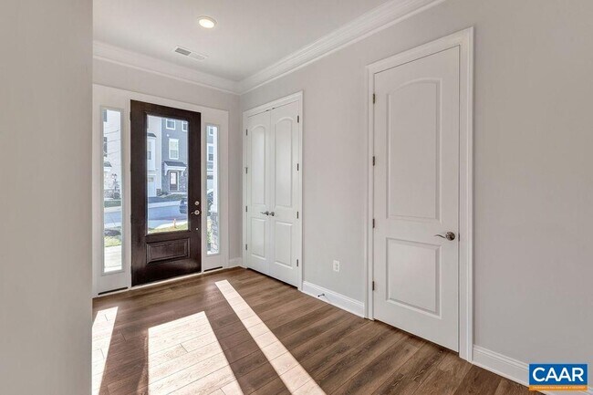 Photo - 3640 Moffat St