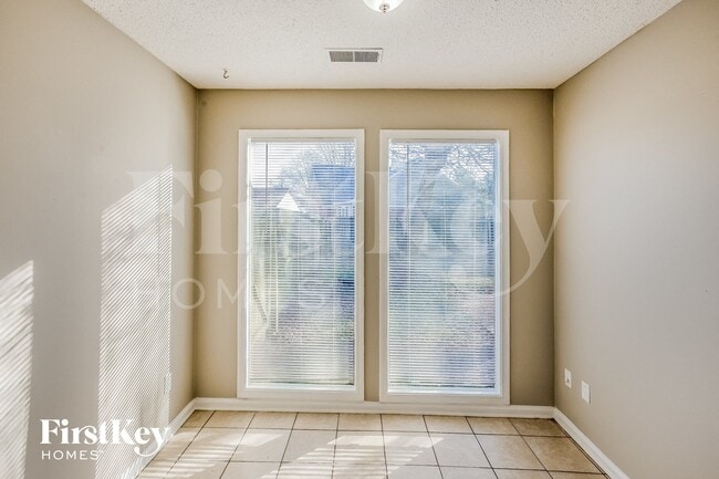 Photo - 4644 Winterpark Dr